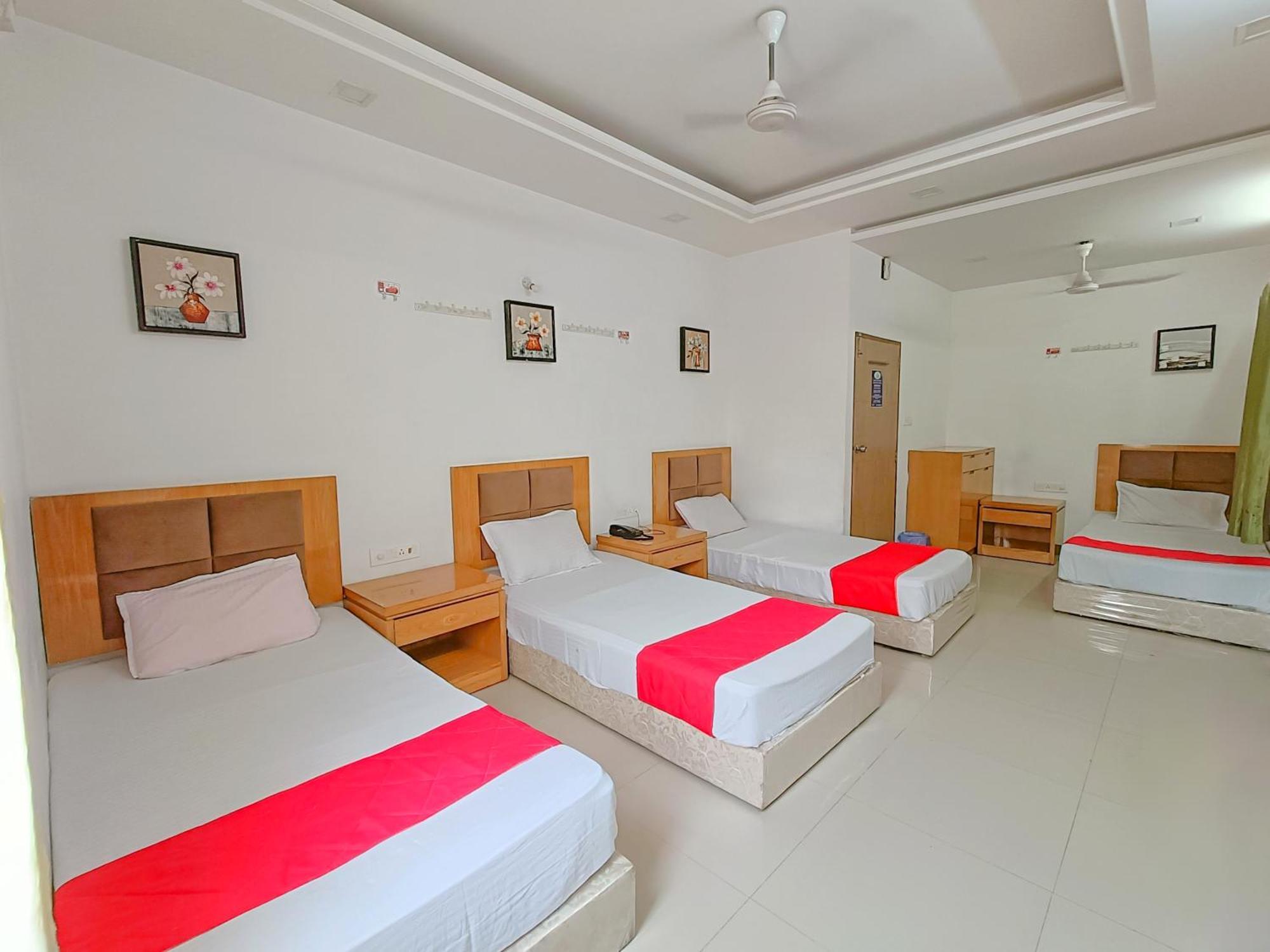 Stay Guru Usha Residency Bhuj Exterior photo