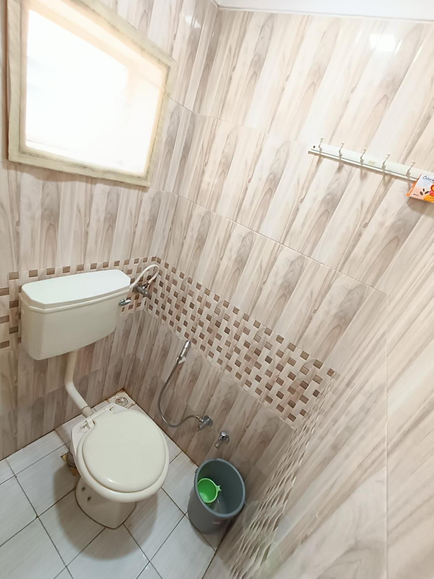 Stay Guru Usha Residency Bhuj Exterior photo