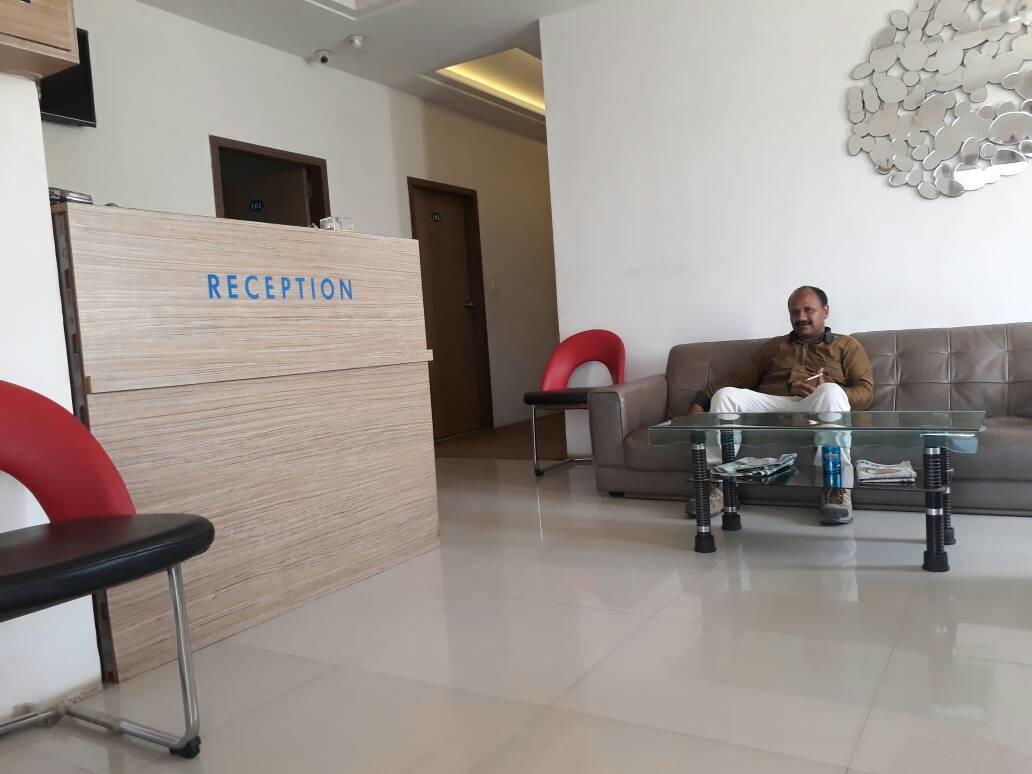 Stay Guru Usha Residency Bhuj Exterior photo
