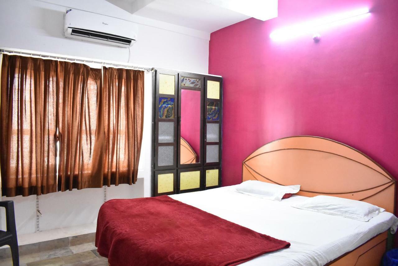 Stay Guru Usha Residency Bhuj Exterior photo