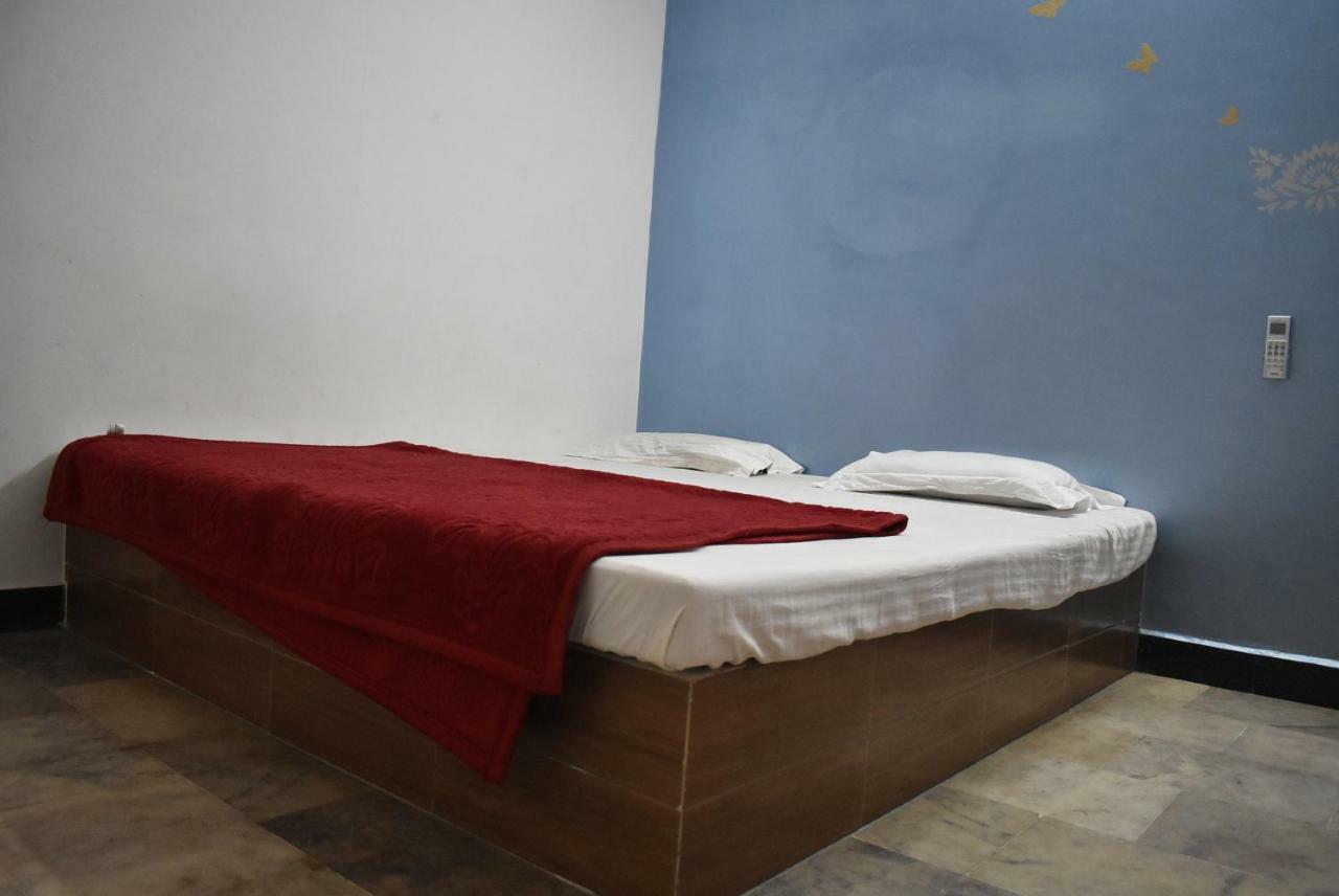 Stay Guru Usha Residency Bhuj Exterior photo